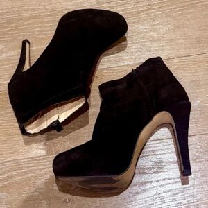 Zara Elegant Black Heeled Boots